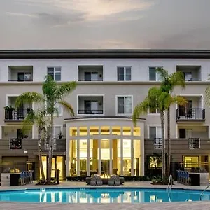  Apartment Marina Del Rey's Grand 2/2 Pool View United States